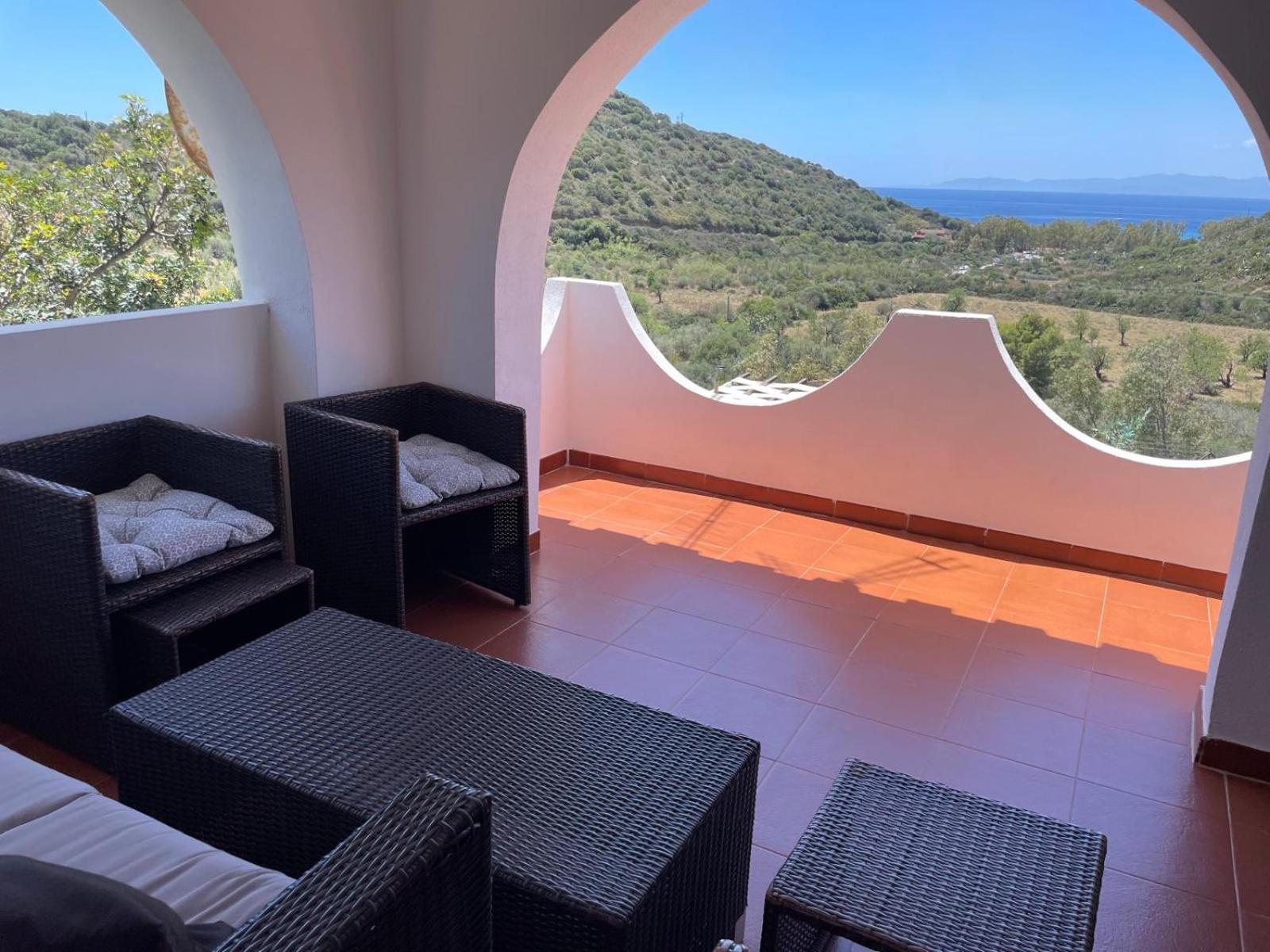 Villa Peppo Marongiu Eksteriør bilde